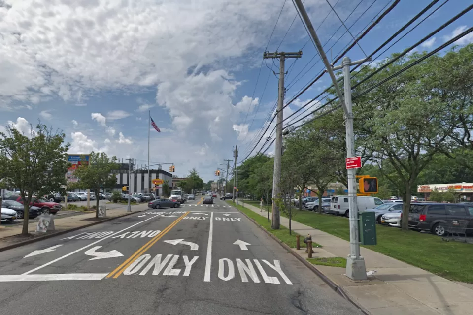 Google street view of Amboy Road in Staten Island, New York.